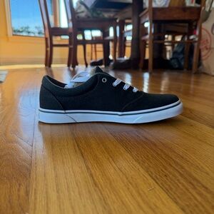 Eddie Bauer Black and White Women’s Sneakers